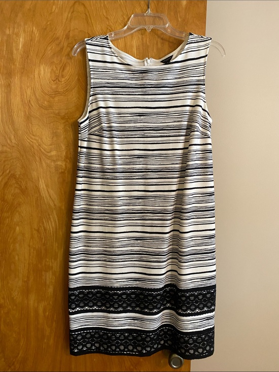 Ann Taylor Dresses & Skirts - Ann Taylor Black and White Striped Sleeveless Shift Dress with Lace Trim